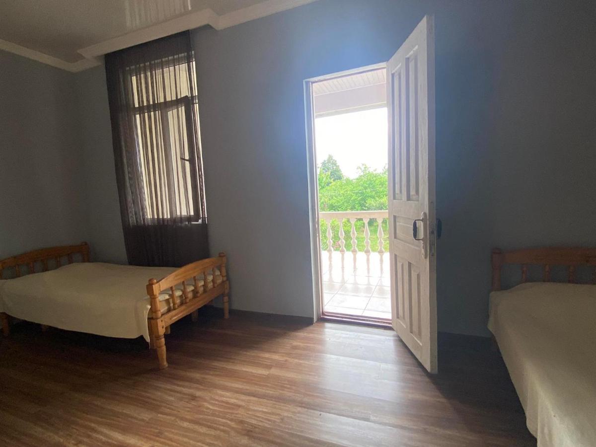 Natia Guest House Kobuleti Exterior photo